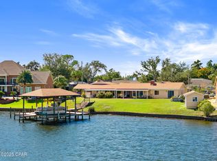 2446 Pretty Bayou Blvd, Panama City, FL 32405