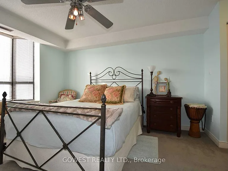 432 Main St E #1104 — Photo 12