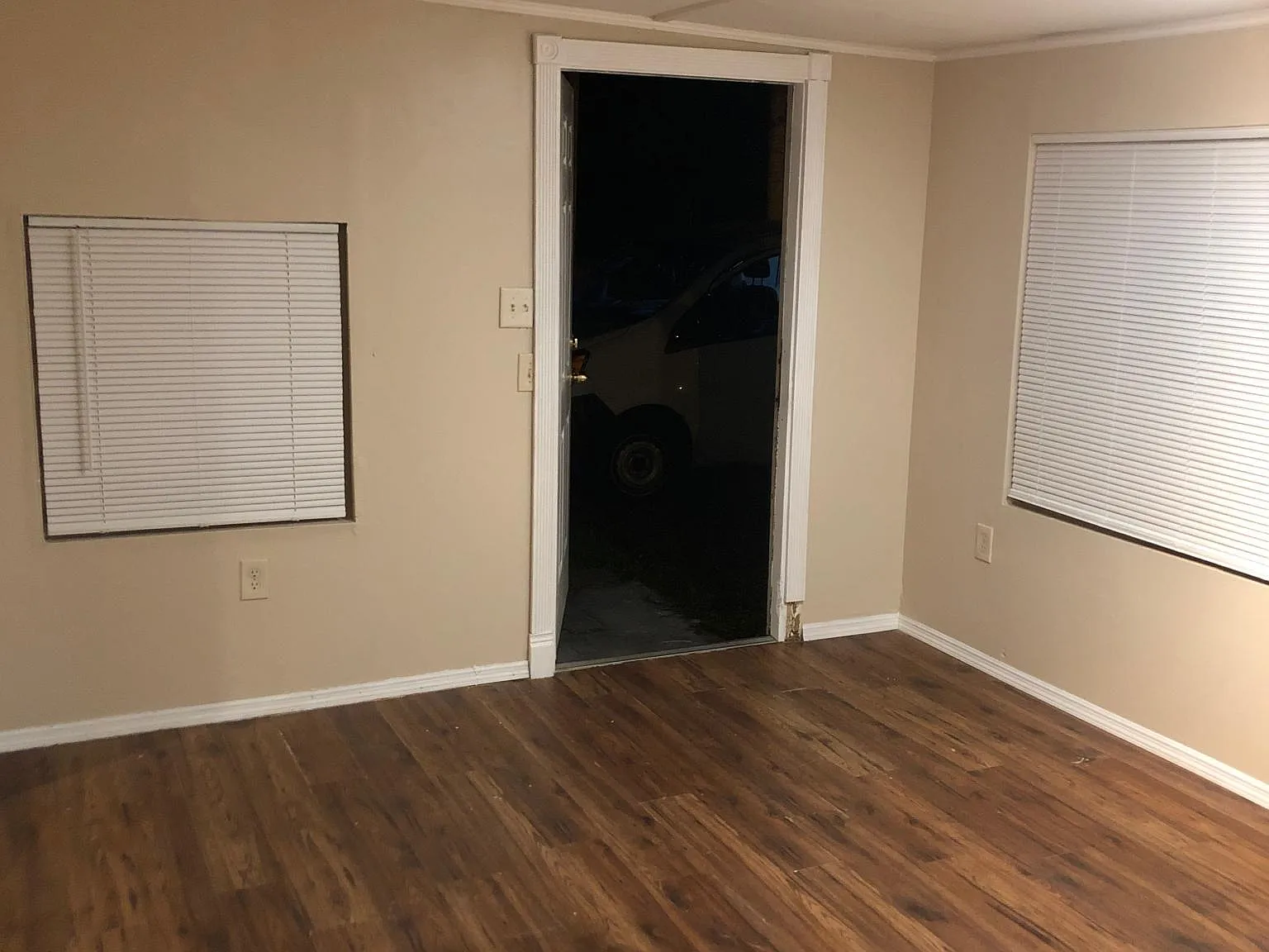 2 bed, 864 sqft, $1,095 — Photo 3