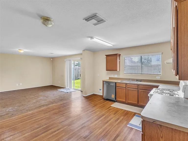 12830 Windy Summer Ln — Photo 13