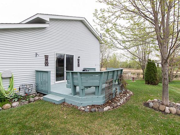 4th image of 1490 Marigold Dr
