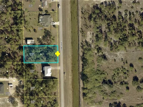 607 Hines Ave, Lehigh Acres, FL 33972