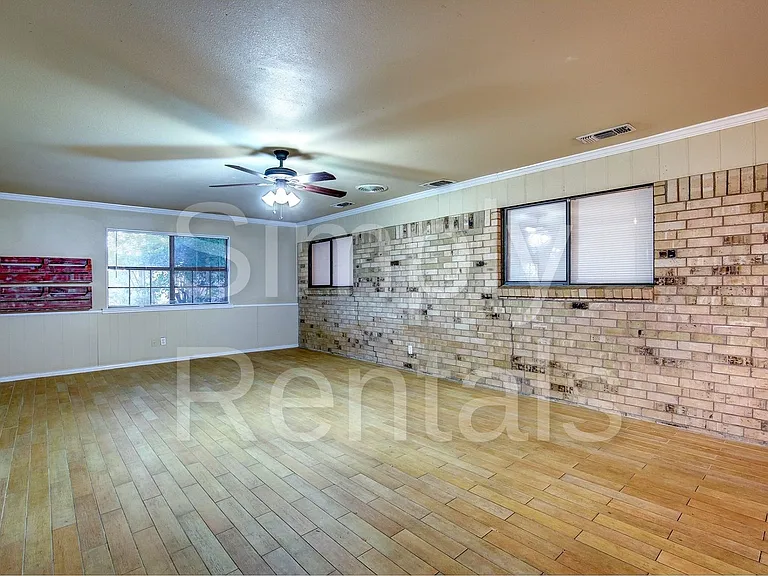 6716 Sayle St — Photo 17