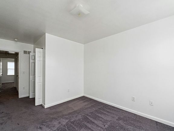 3rd image of 2416 Jefferson St