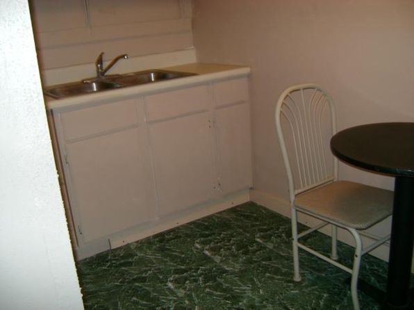1943 Cotten Rd APT C