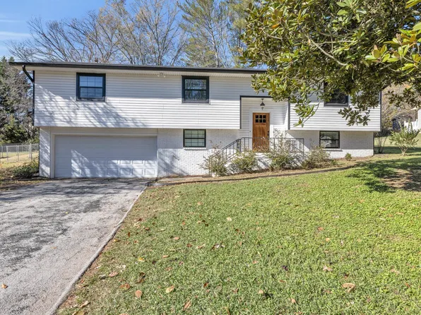 122 Hamel Dr, Chickamauga, GA 30707