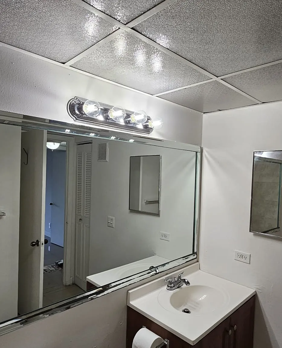 1 bed, 710 sqft, $2,000 — Photo 3