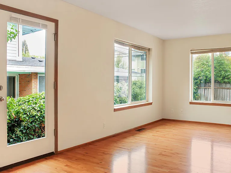 2941 NW Tyler Ave #2 — Photo 13
