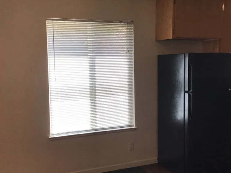 1267 N Cedar St — Photo 3