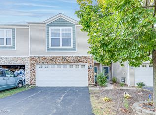 609 Blackstone Ct, Aurora, IL 60504