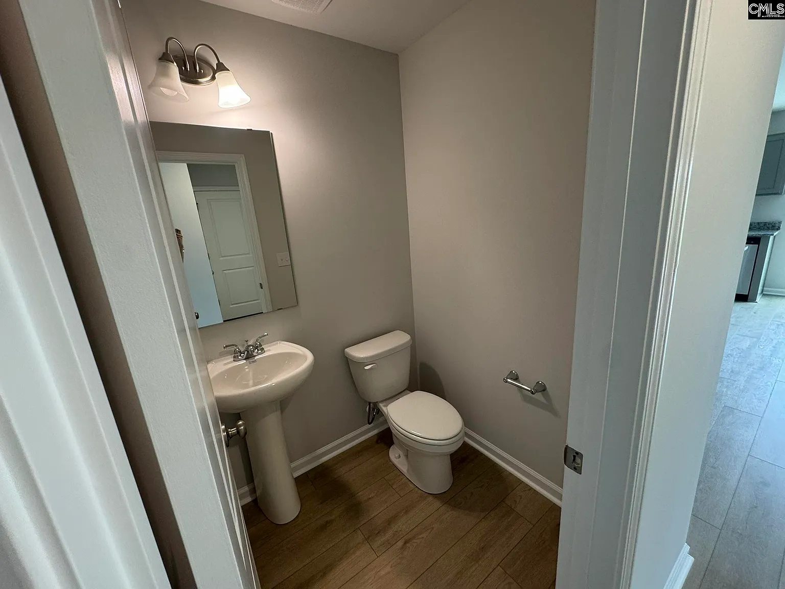 3 bed, 2223 sqft, $2,350 — Photo 3