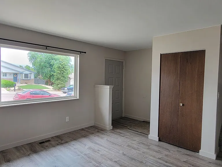 608 Harding Ave — Photo 3