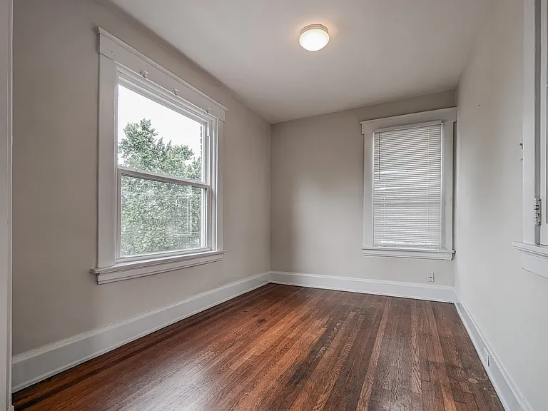 3 Levassor Pl — Photo 22