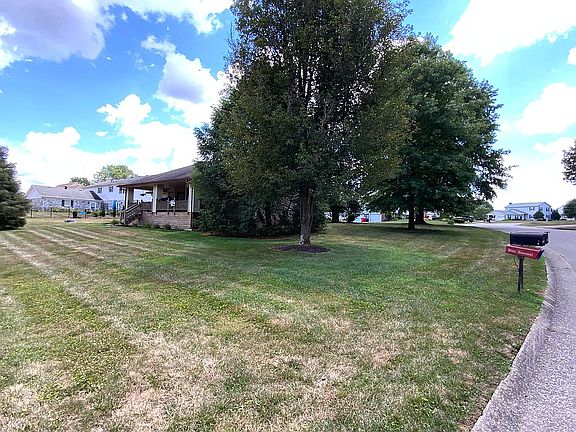 3rd image of 500 Sampson Dr