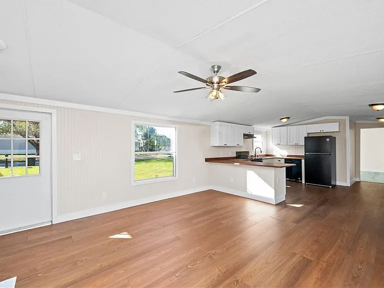 16962 Lea Cir — Photo 32
