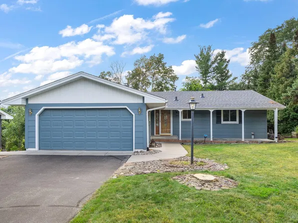 3521 W 103rd St, Bloomington, MN 55431