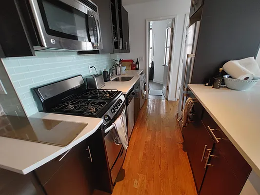 Rented by (Legacy) NY Quality Living Uptown | media 29