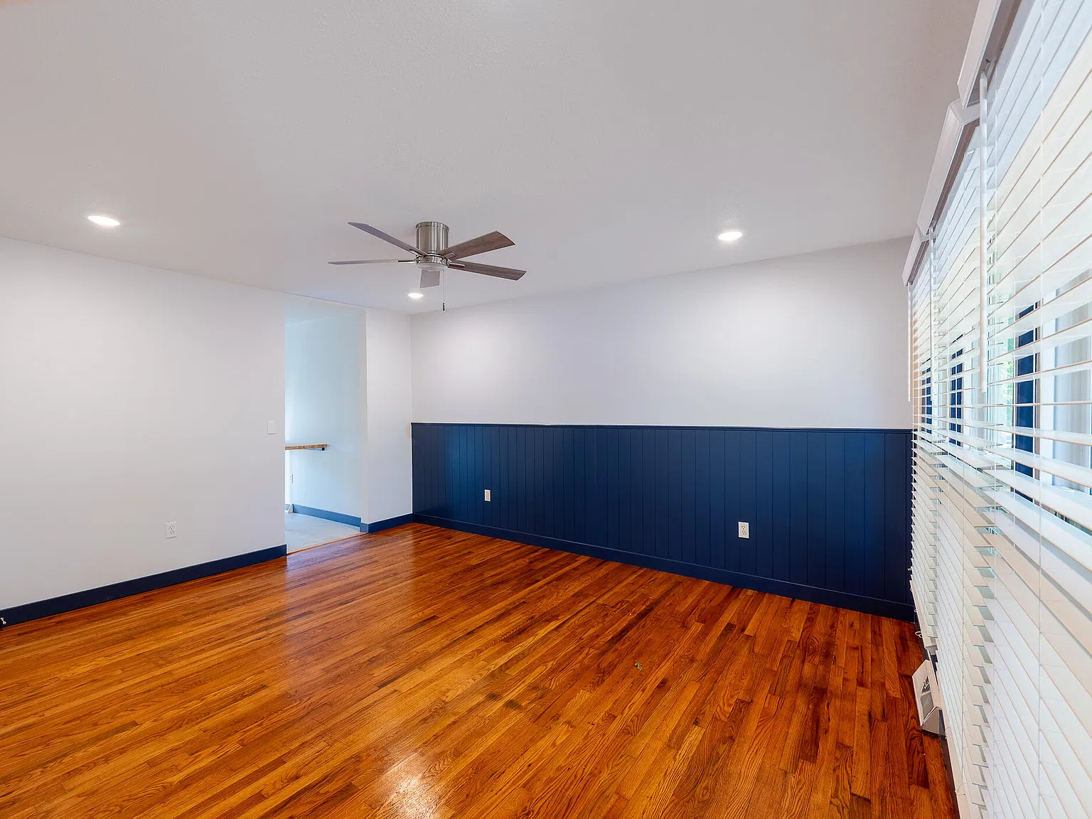 2 bed, 1.0 bath, 800 sqft, $1,700 — Photo 2
