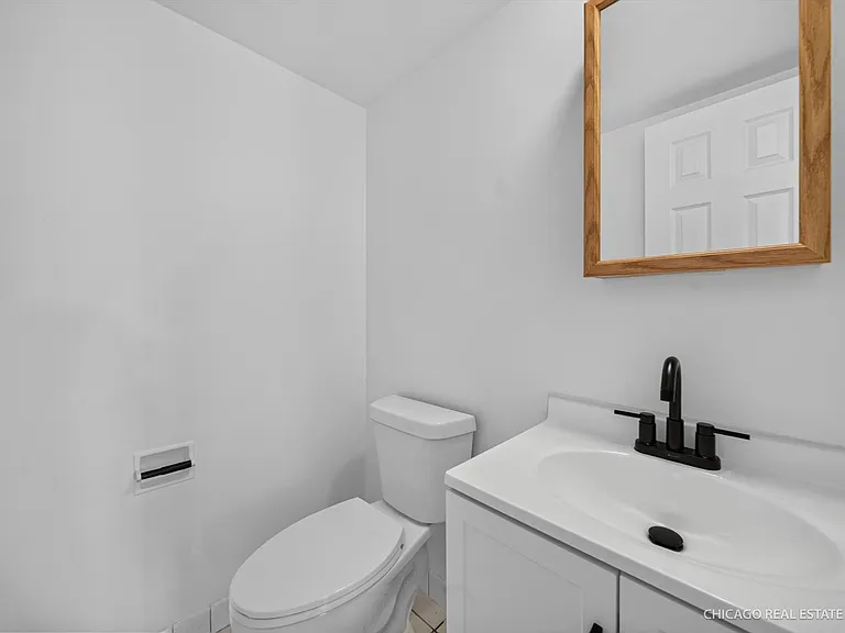138 E Bailey Rd #H — Photo 6