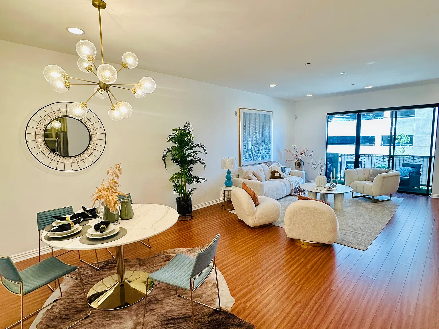 2 bed, 1200 sqft, $3,900 — Photo 3