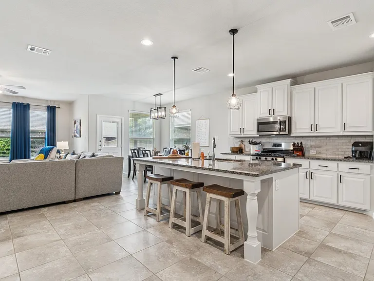 2417 Rooster Ln — Photo 6