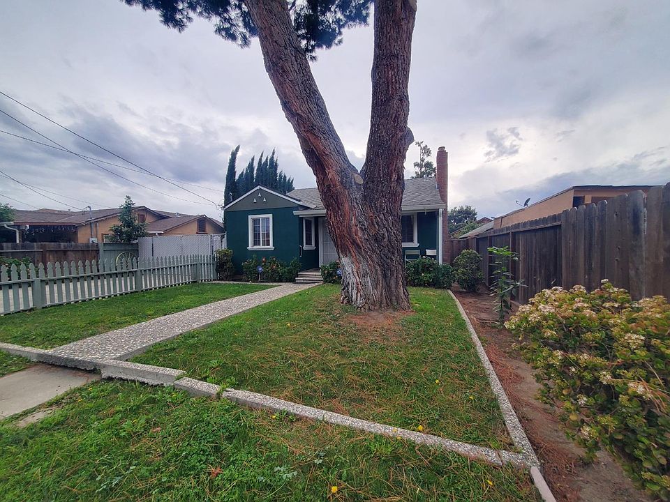 1st image of 209 McCreery Ave