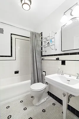 Rented by Compass | media 6