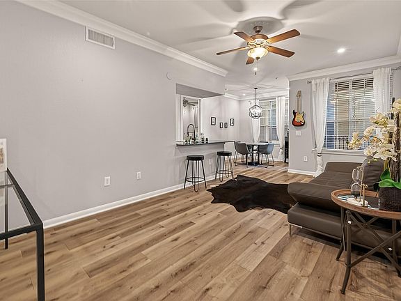 3rd image of 7575 Kirby Dr APT 2103