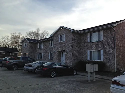1 Garden Dr Photo 1