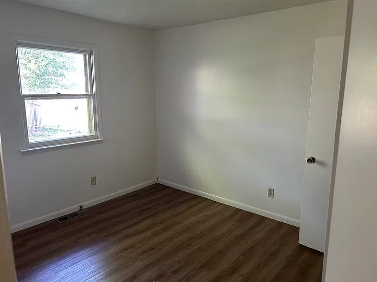 115 Salter Rd — Photo 8