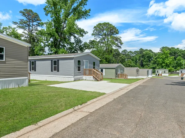 The Grove Plan, Pinecrest