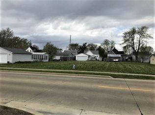 804 W Grove Ave, Effingham, IL 62401