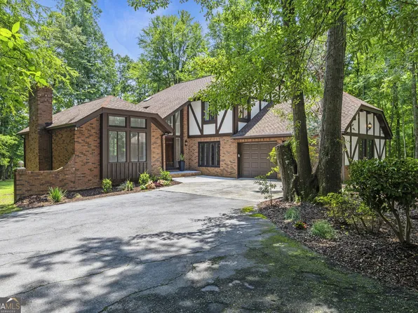 7598 Lake Wood Dr, Macon, GA 31220