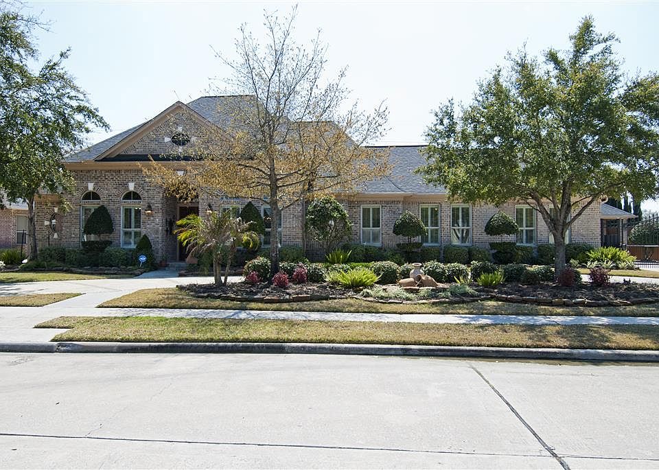 1st image of 16413 Jersey Hollow Dr