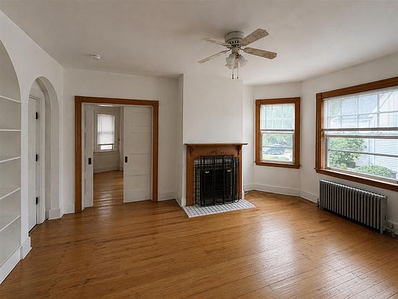3rd image of 31 College Ave #1