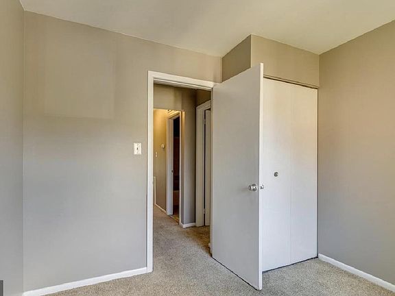 5th image of 1112 Rowand Ct