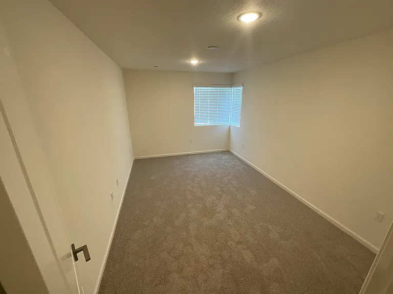 2053 N Wagon Ln — Photo 15