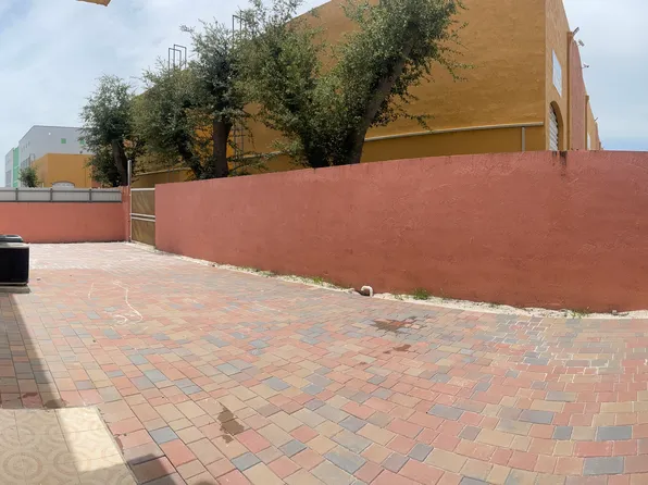 2953 W 80th St, Hialeah, FL 33018