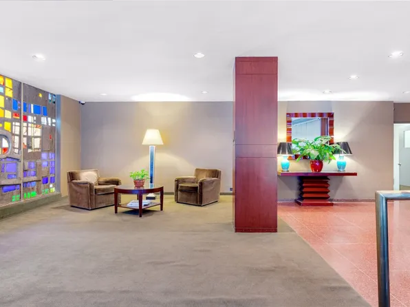 345 East 69th Street image 13 of 16