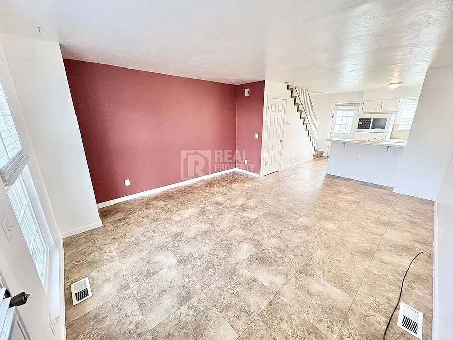 Building Photo - 14466 E Hawaii Cir #E