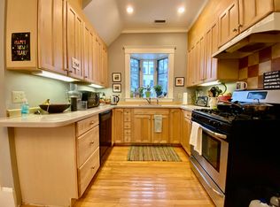 24 Grovenor Rd APT 1, Boston, MA 02130