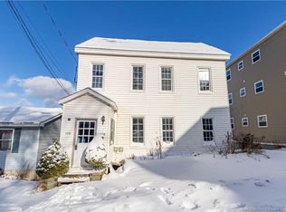 228 Watson St #226, Saint John, NB E2M1G8