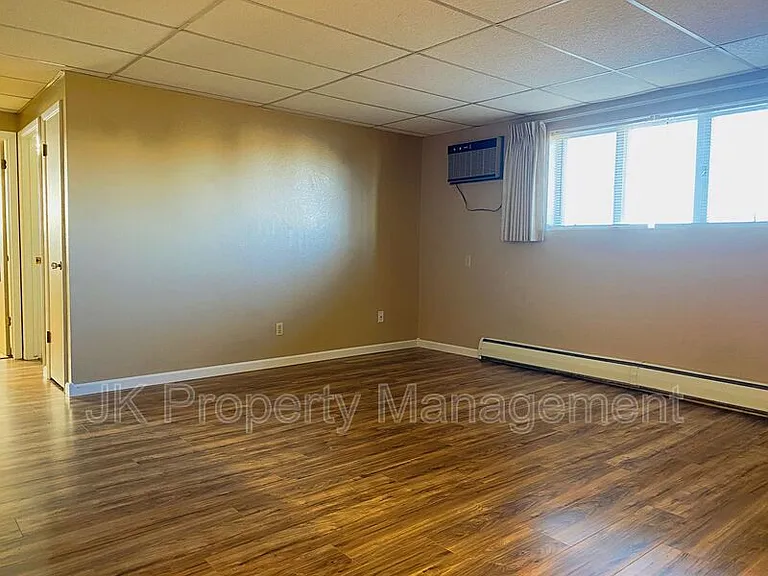 1401 2b St S #21 — Photo 4