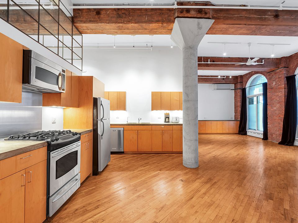 1st image of 68 Laight St APT 1A