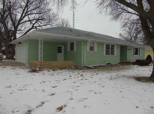 1290 N 4th St, David City, NE 68632