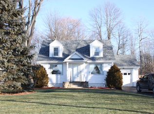 447 Cumberland Head Rd, Plattsburgh, NY 12901