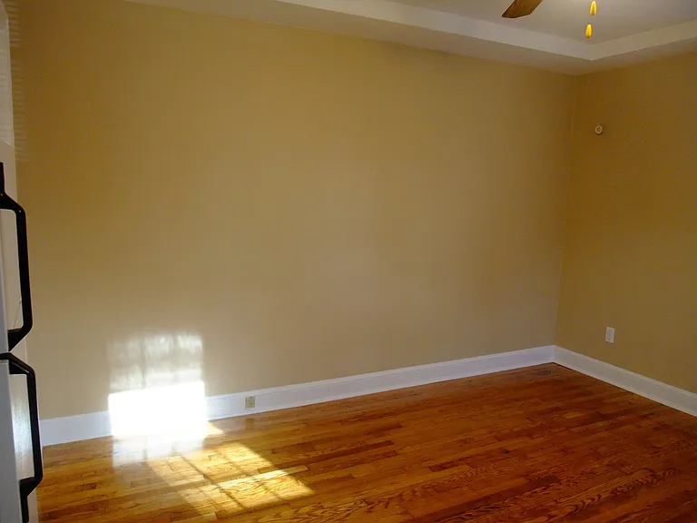 8401 Greenwood Ave — Photo 12