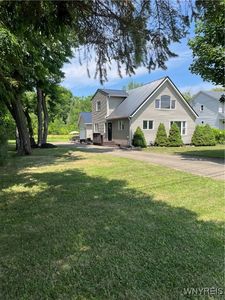710 Bennett Rd, Angola, NY, 14006