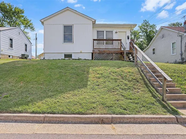 320 Fair St, Washington, MO 63090