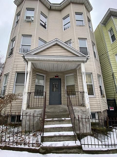 1st image of 86 Ash St #3W